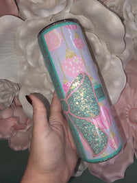 Minty Green Glitter Gift Bow Epoxy Tumbler