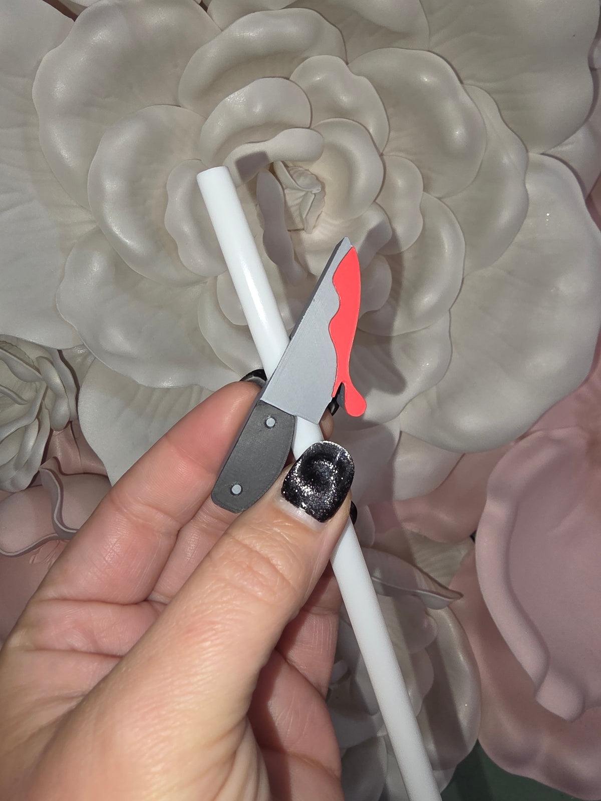 Bloody Knife Straw Topper